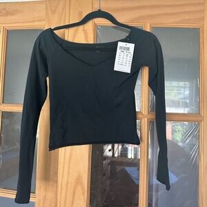 Brandy Melville nwt long sleeve